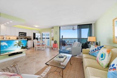 Condo  Marco Island