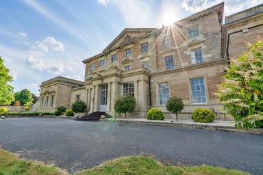 House Hickleton