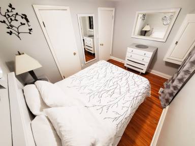 House Sarnia
