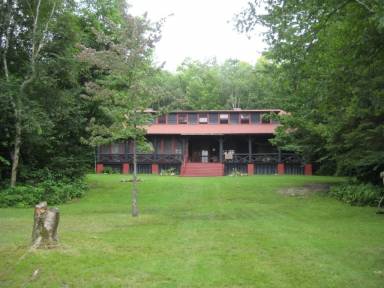 House Lyon Mountain