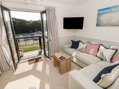 Cottage  Cosheston