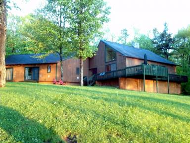 House Lyon Mountain