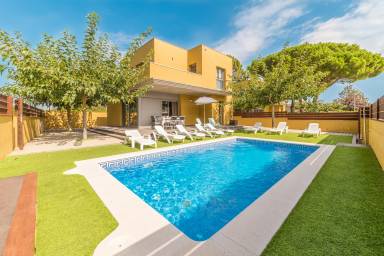 Villa Sant Martí d'Empúries